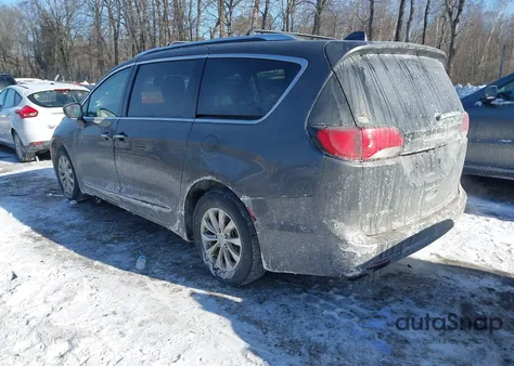 2018 Chrysler Pacifica Touring L из США, поврежденный, VIN 2C4RC1BG5JR290564